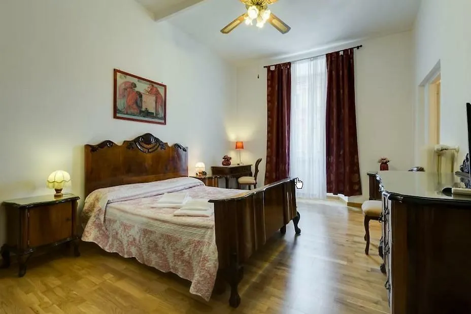 Roma Center, Rione Monti, Apartament
